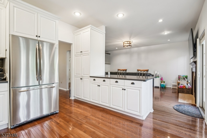 22 Pebble Beach Dr