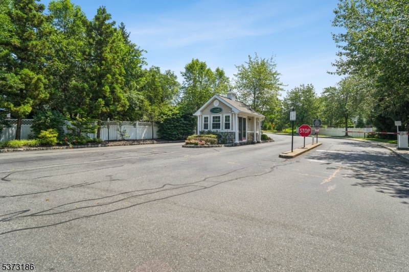 22 Pebble Beach Dr