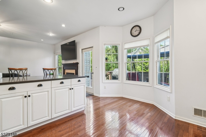 22 Pebble Beach Dr