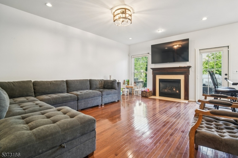 22 Pebble Beach Dr
