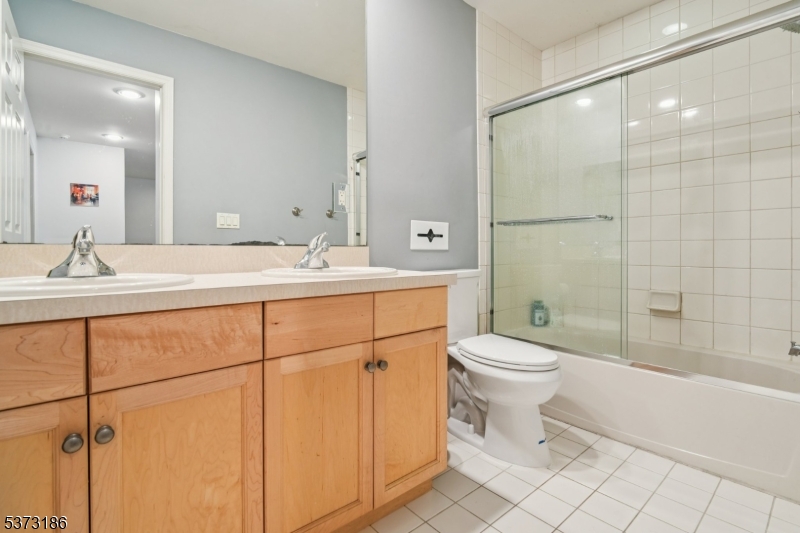 22 Pebble Beach Dr