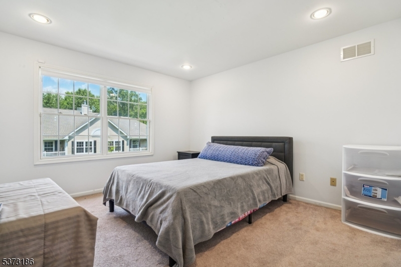 22 Pebble Beach Dr