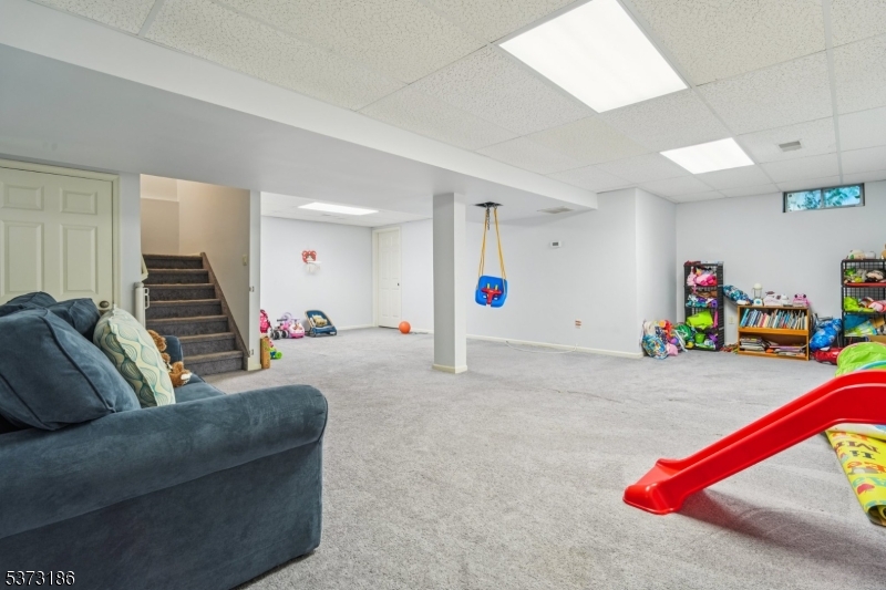 22 Pebble Beach Dr