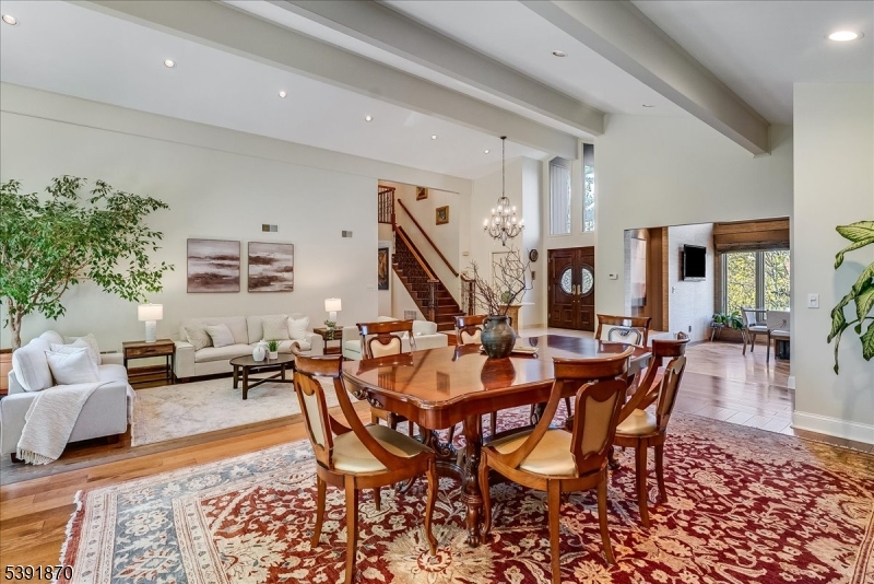 14 Putnam Rd