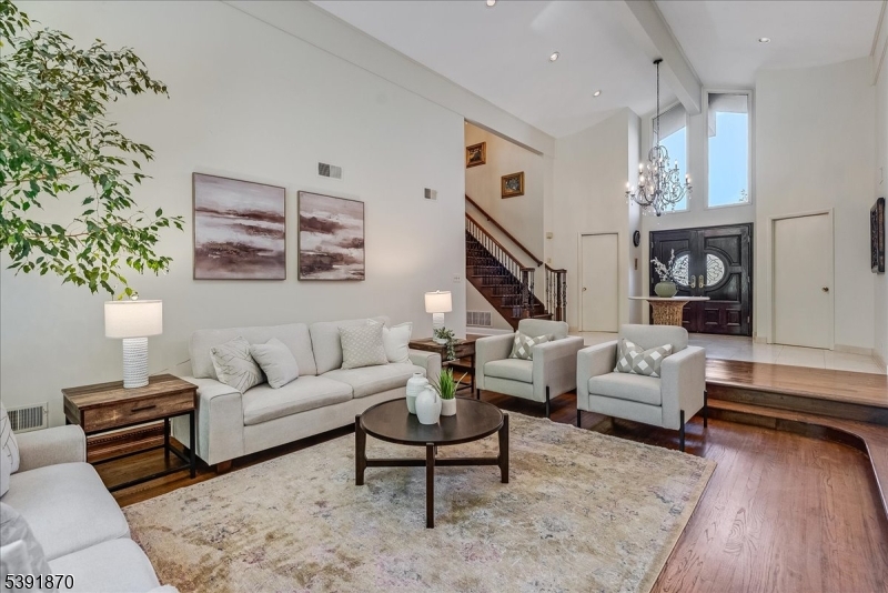 14 Putnam Rd