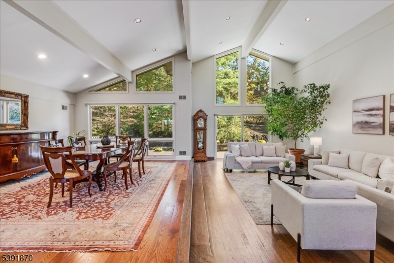 14 Putnam Rd