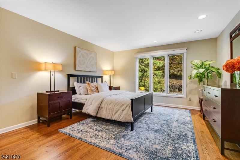 14 Putnam Rd
