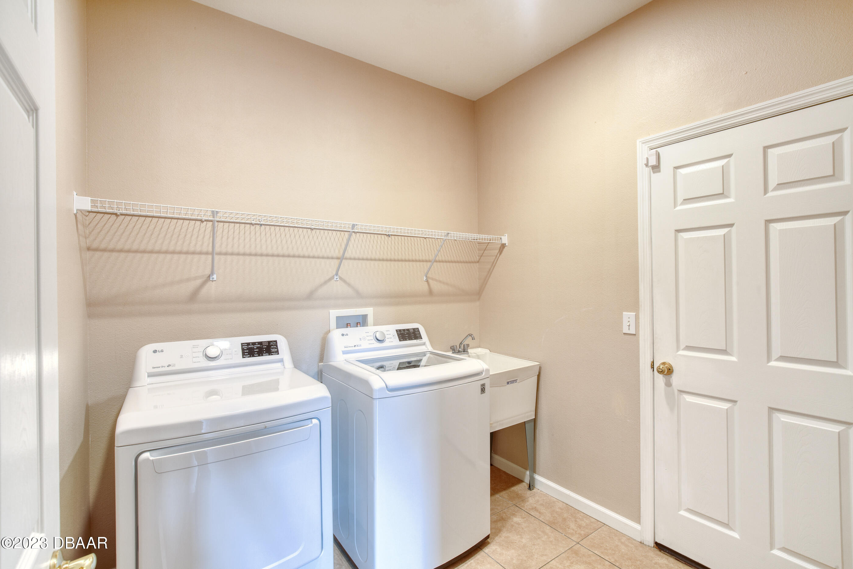 100 Opal Hill Circle