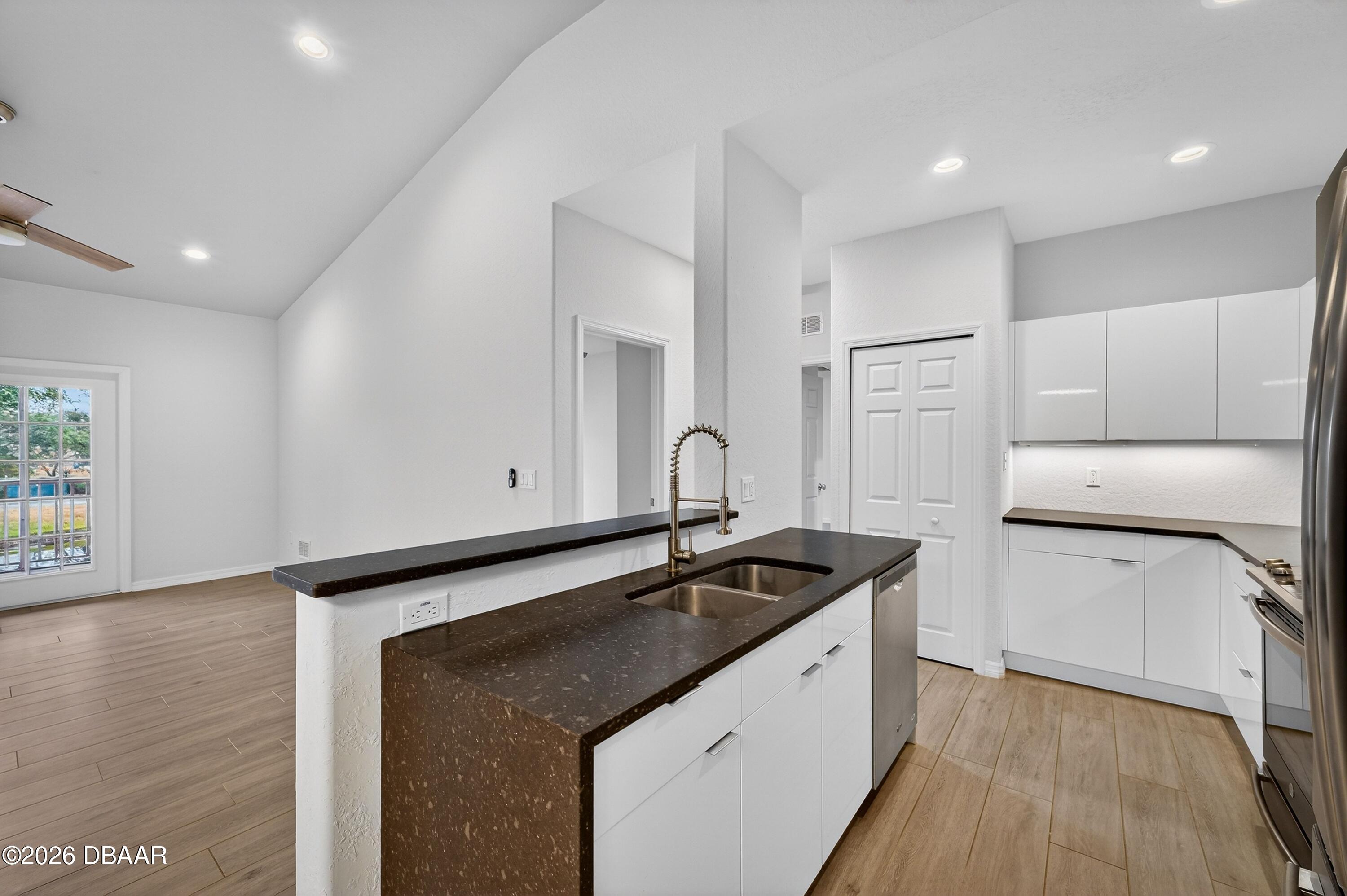 830 Airport Road 415