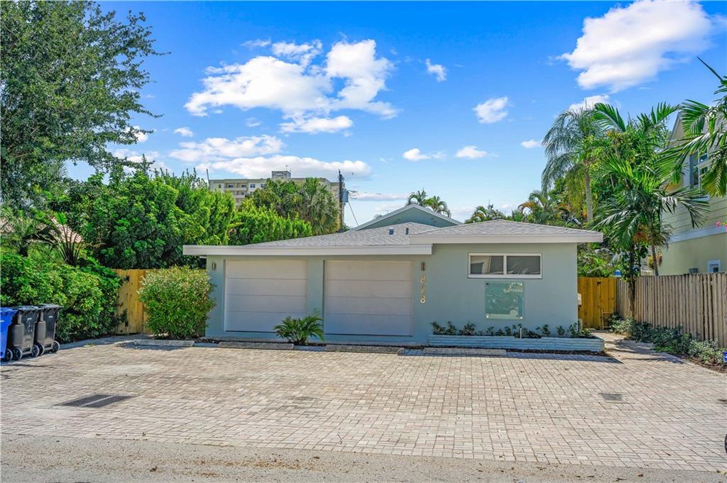 828 NE 17th Way Unit: 2