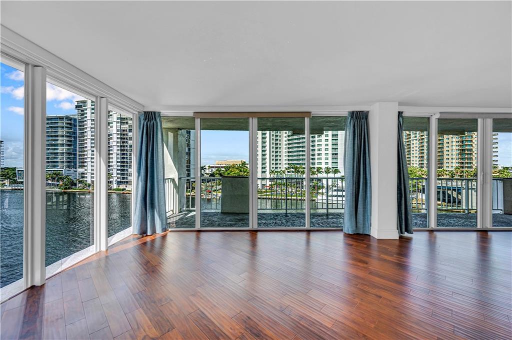 2800 E Sunrise Blvd Unit: 6A