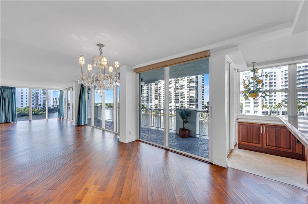 2800 E Sunrise Blvd Unit: 6A