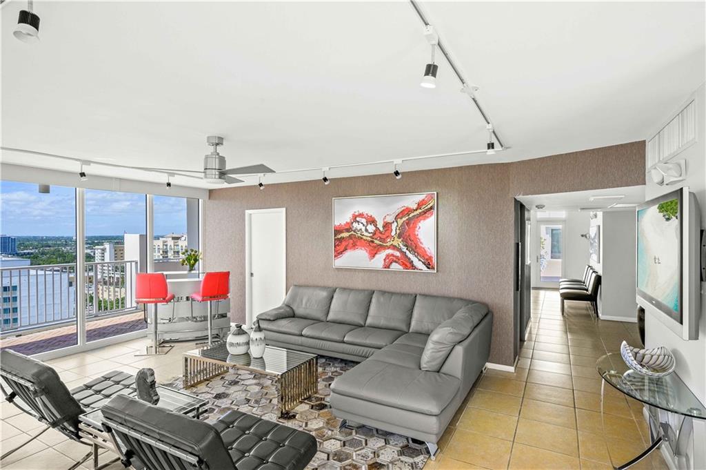 2800 E Sunrise Blvd Unit: 6A