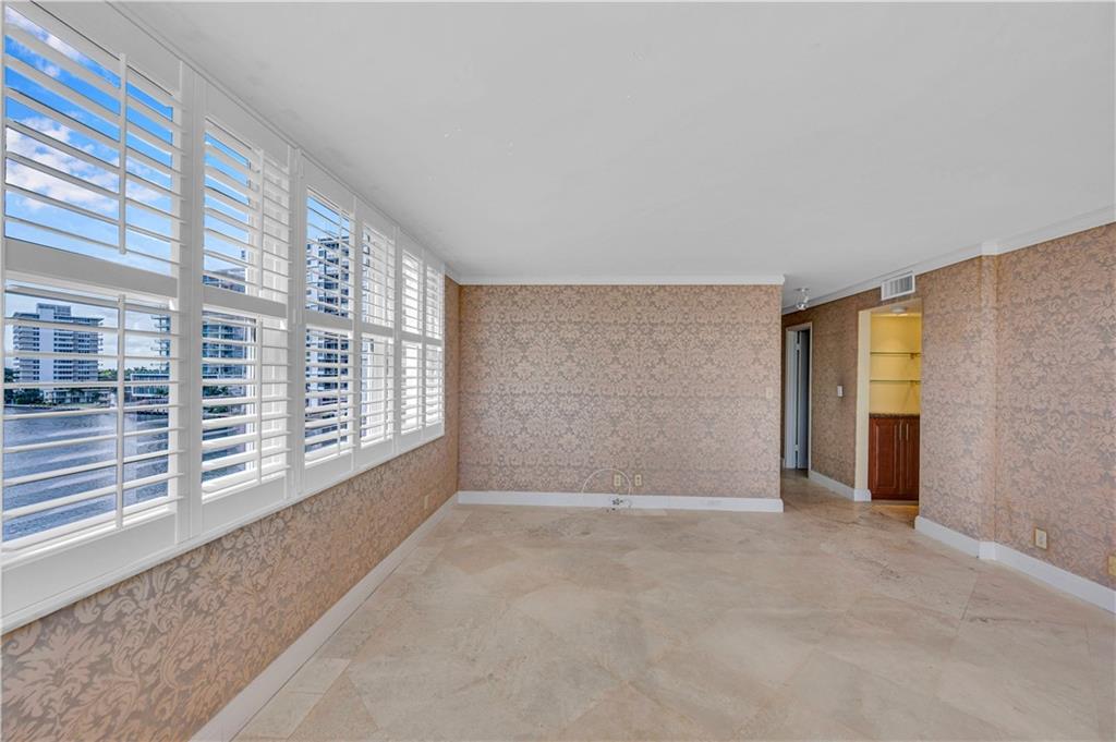 2800 E Sunrise Blvd Unit: 6A