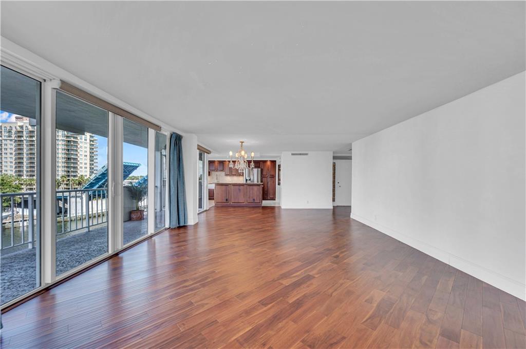 2800 E Sunrise Blvd Unit: 6A