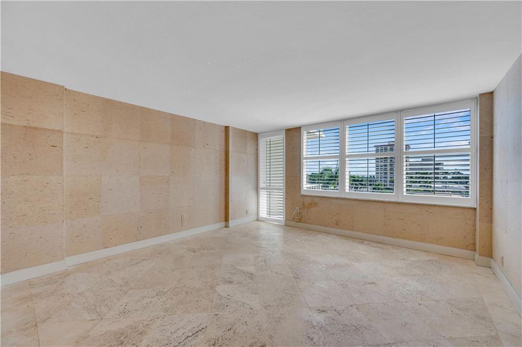 2800 E Sunrise Blvd Unit: 6A