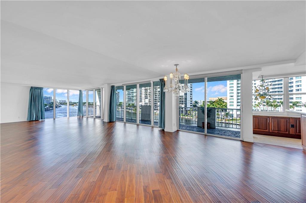 2800 E Sunrise Blvd Unit: 6A