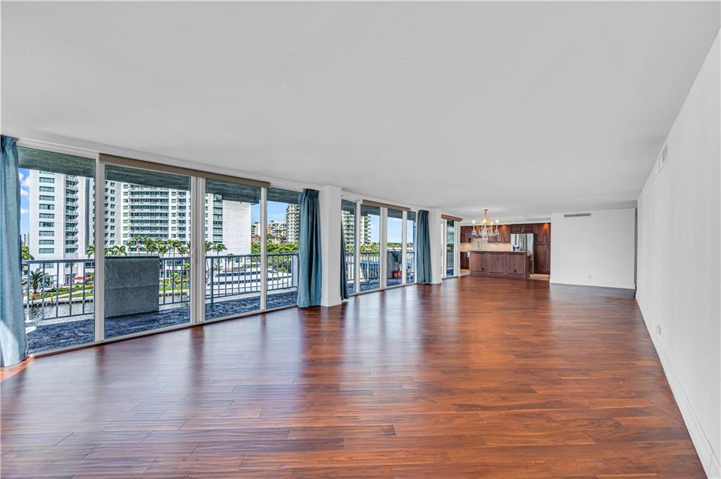 2800 E Sunrise Blvd Unit: 6A