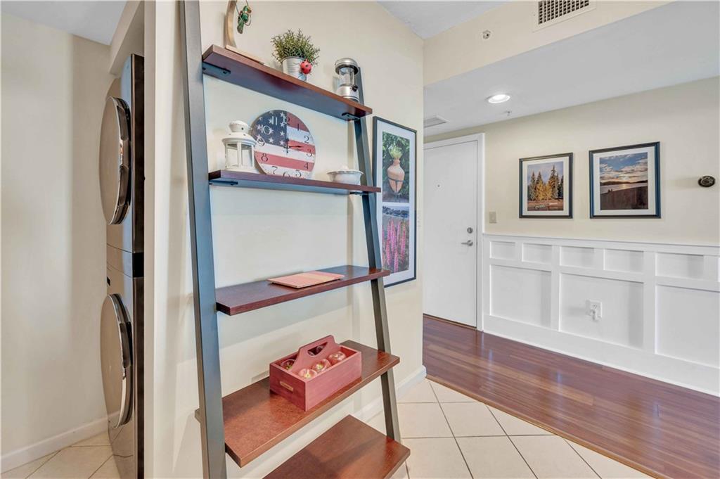 401 SW 4th Ave Unit: 1600