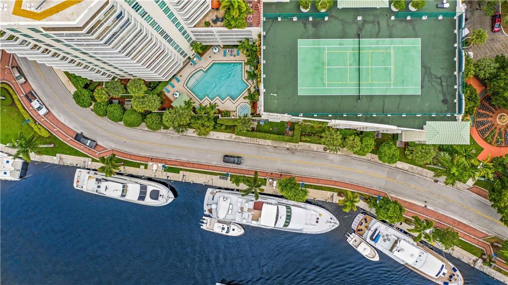 401 SW 4th Ave Unit: 1600