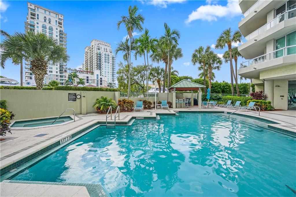 401 SW 4th Ave Unit: 1600