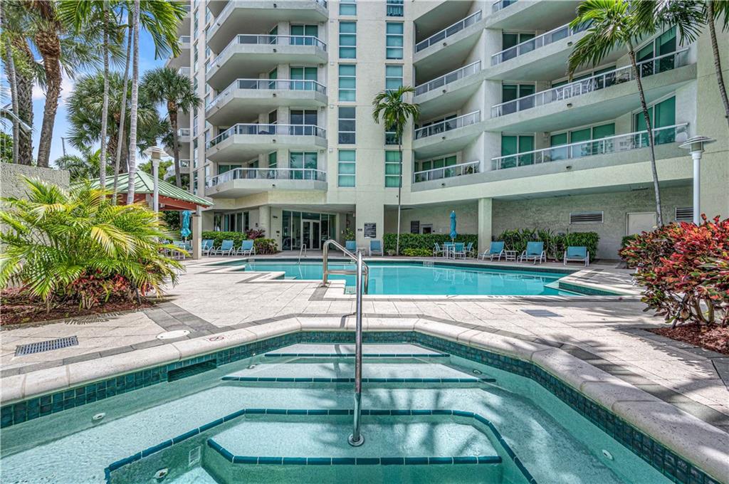 401 SW 4th Ave Unit: 1600