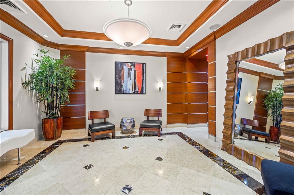 401 SW 4th Ave Unit: 1600