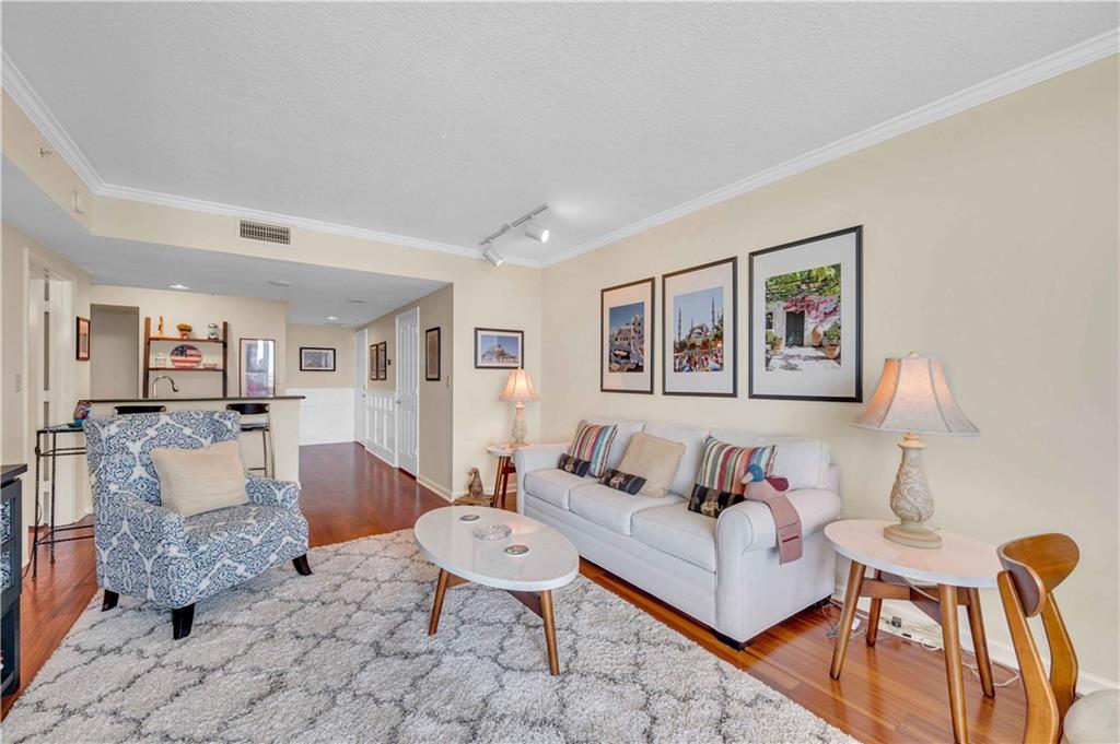 401 SW 4th Ave Unit: 1600