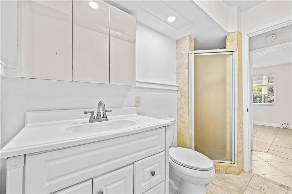 2175 NE 56th St Unit: 110