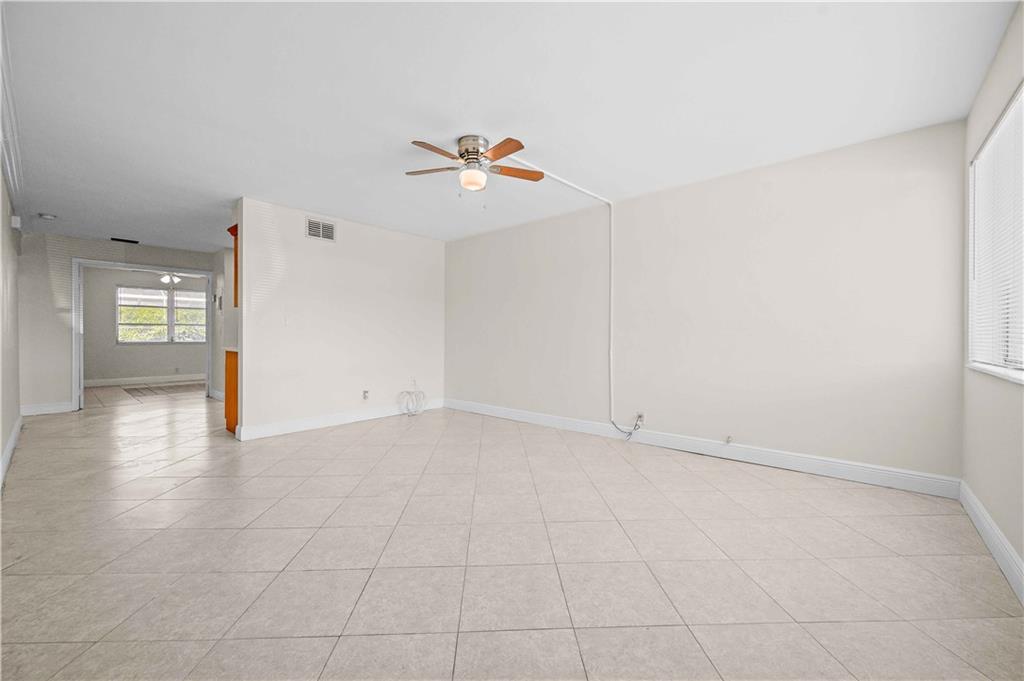 2175 NE 56th St Unit: 110