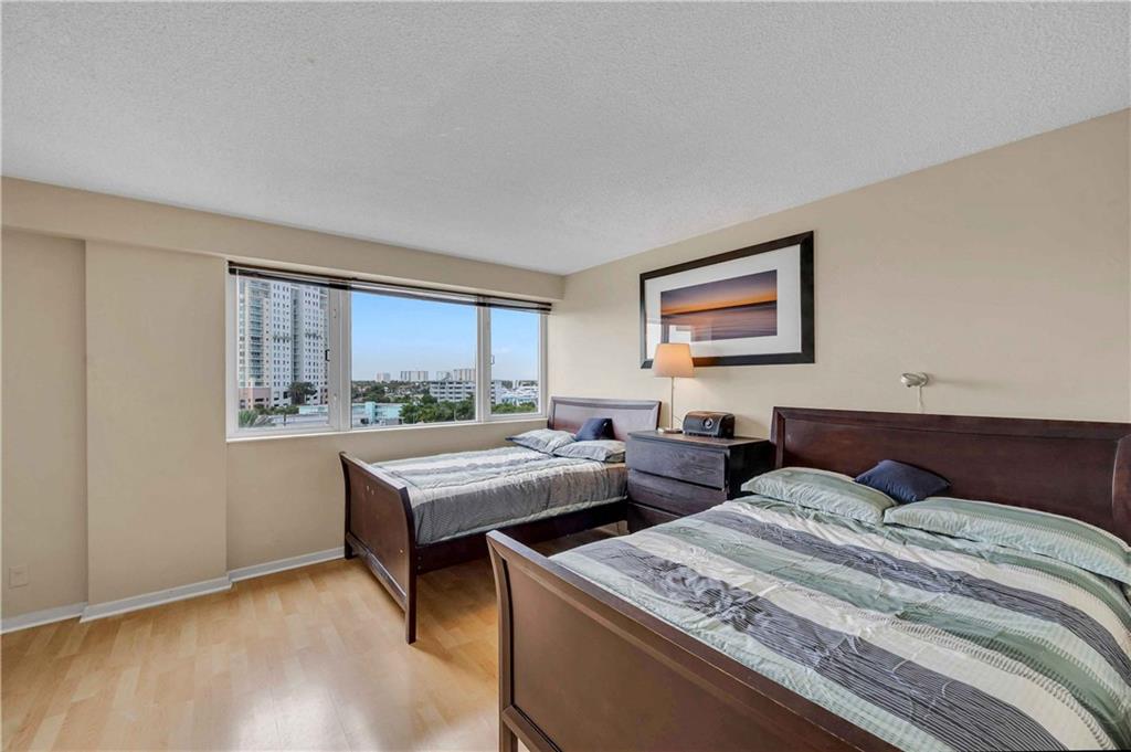 3000 Holiday Dr Unit: 705