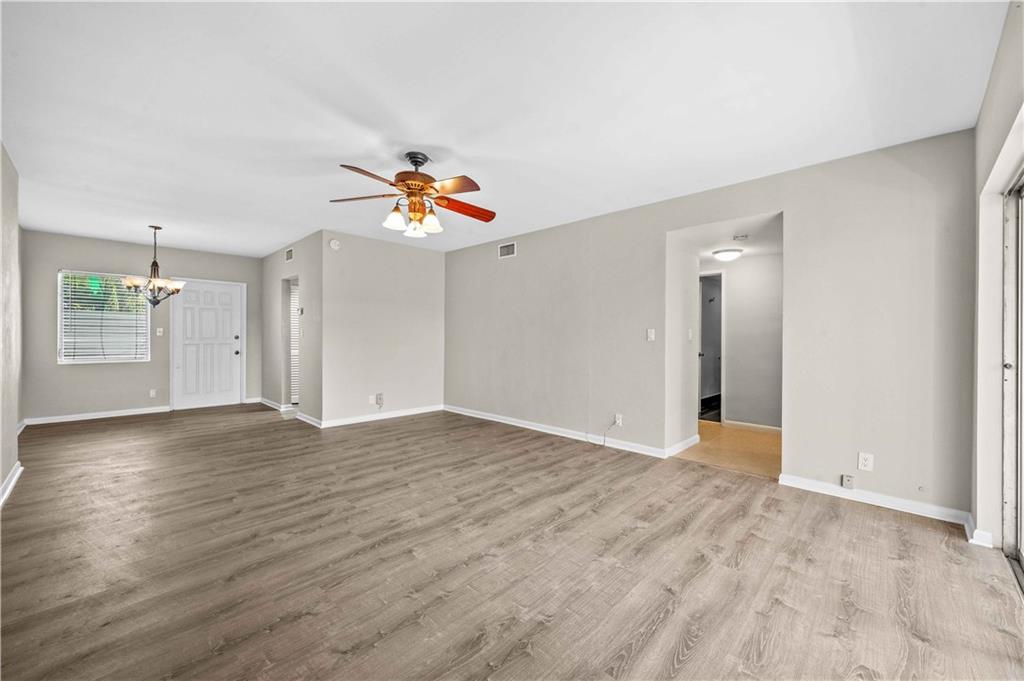 1510 SE 15th St Unit: 106