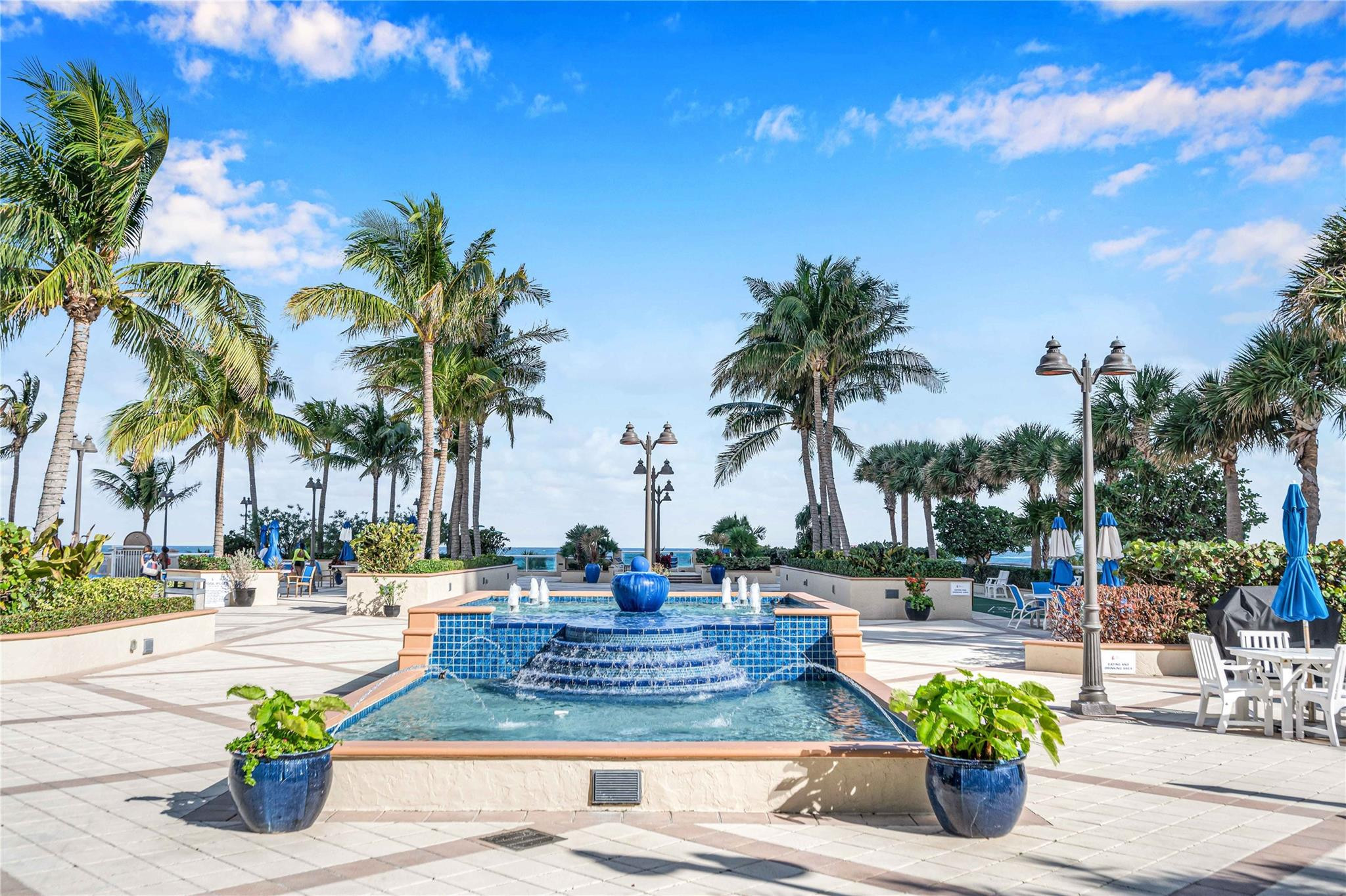 2100 S Ocean Ln 1608