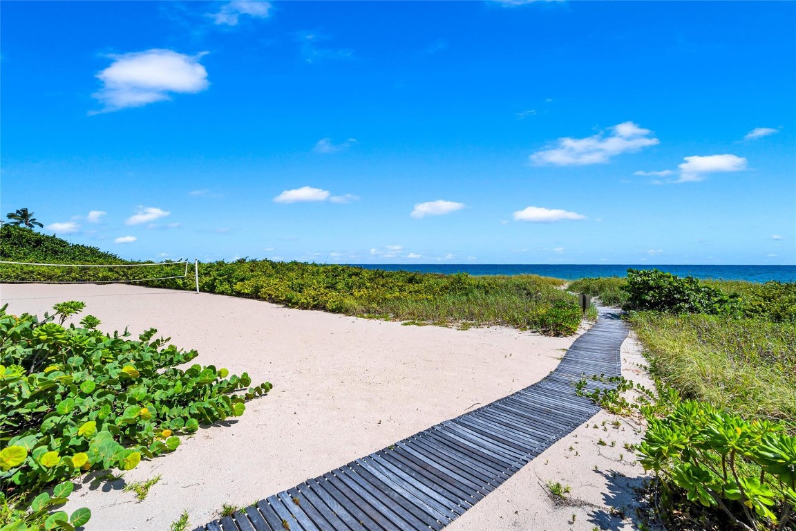 1800 S Ocean Blvd 301