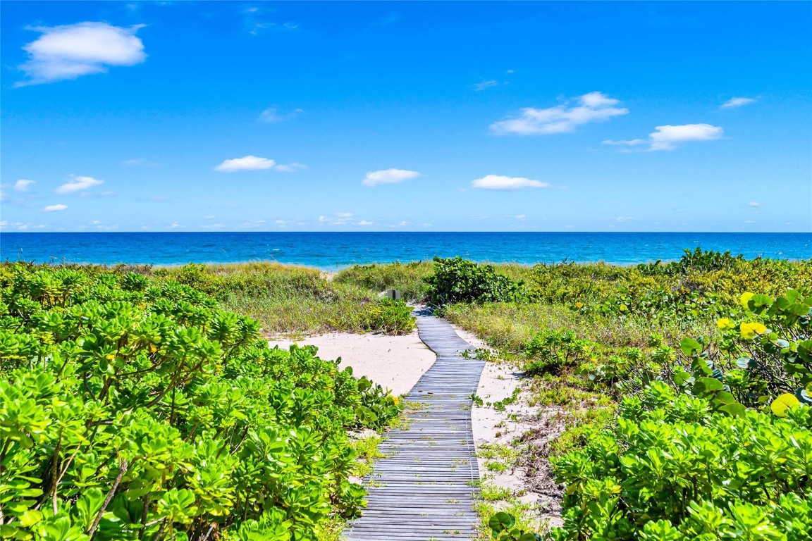 1800 S Ocean Blvd 301