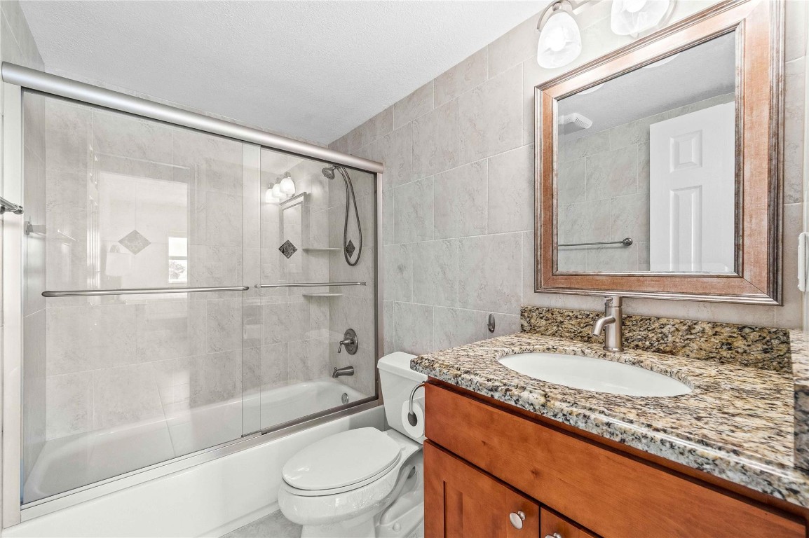 400 N Riverside Dr 304