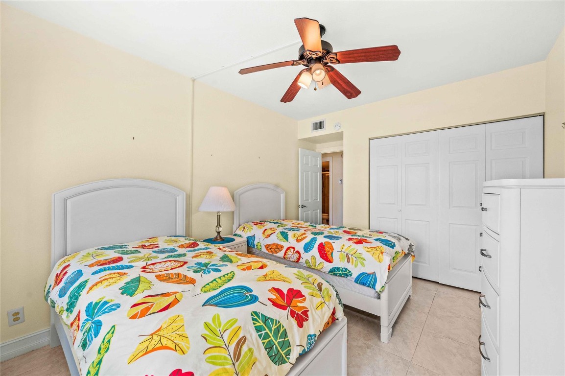 400 N Riverside Dr 304