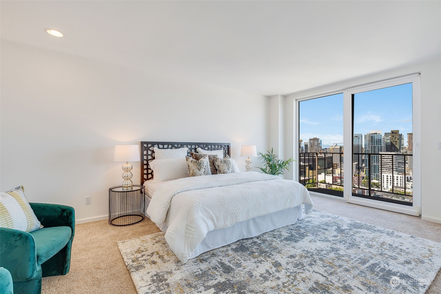 1300 University Street Unit: 11d