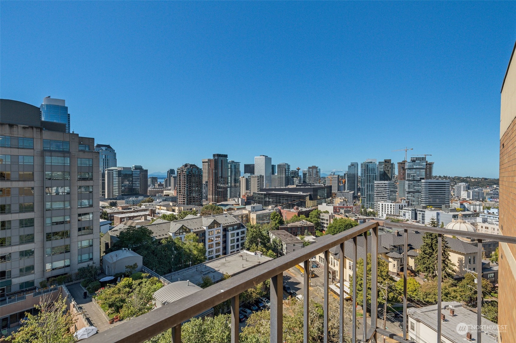 1300 University Street Unit: 11d