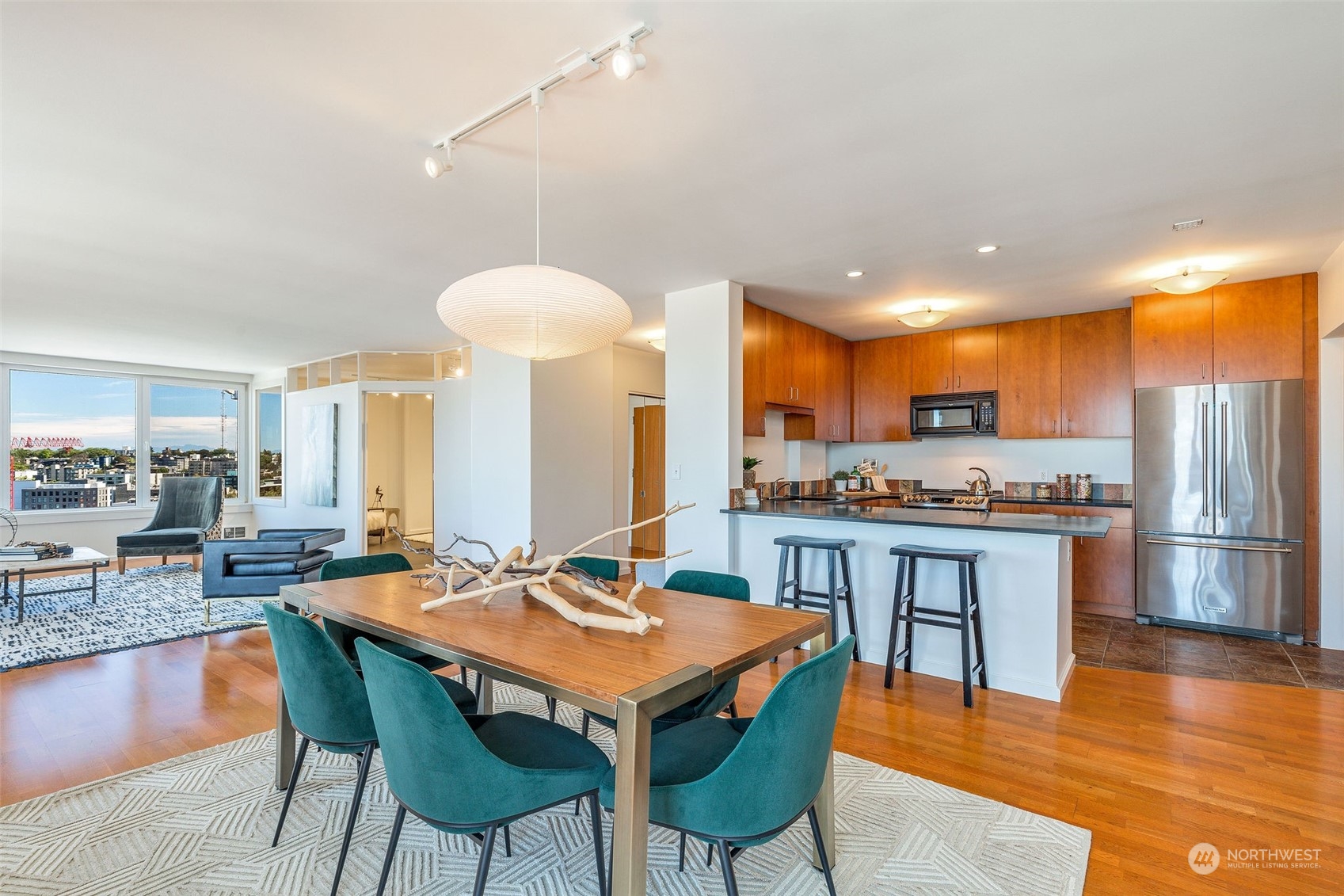 1300 University Street Unit: 11d