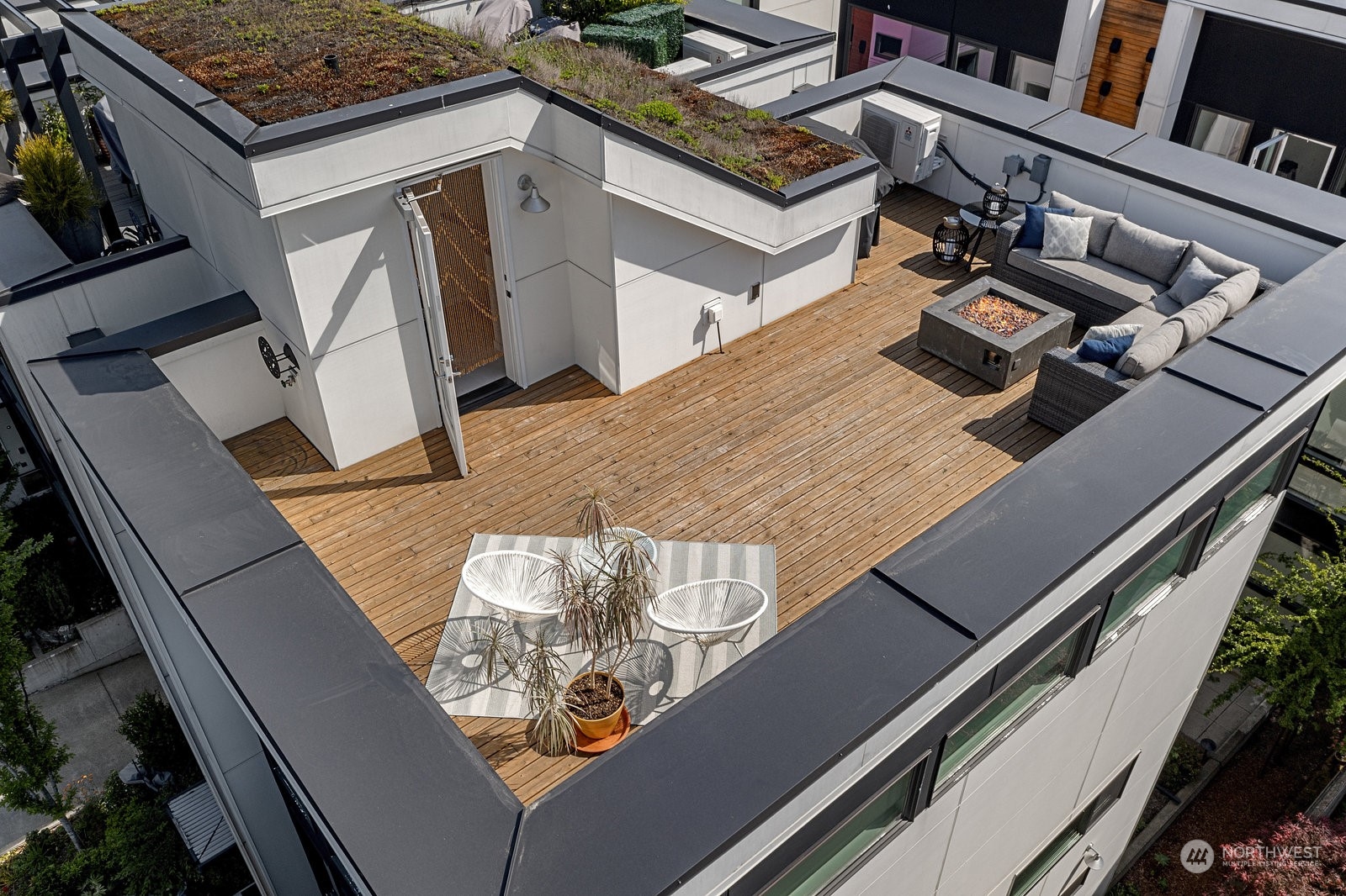 1140 10th Avenue E Unit: A