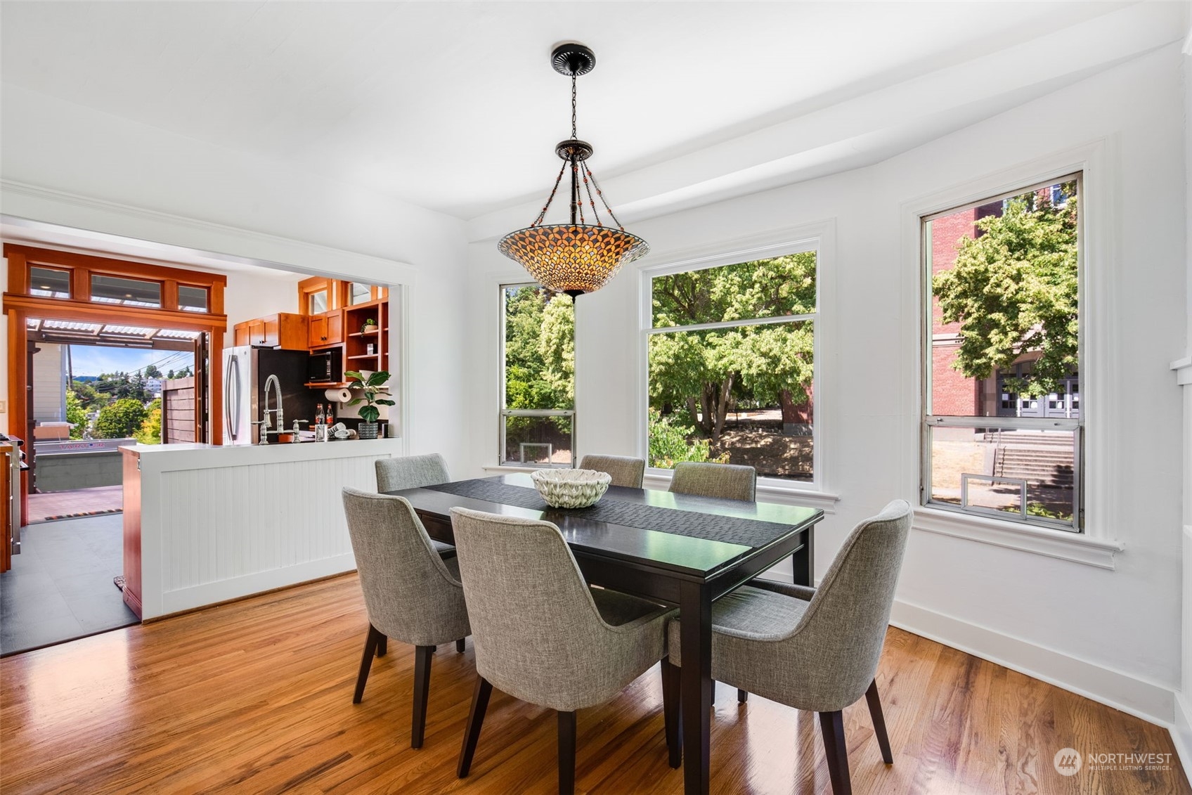 4233 Ashworth Avenue N