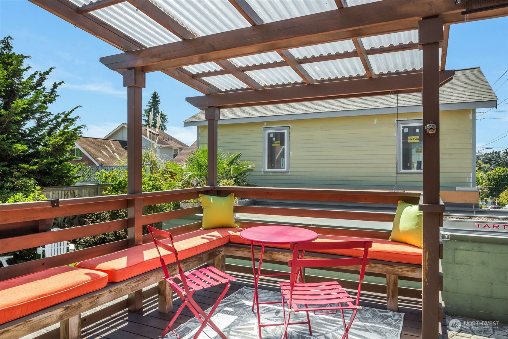 4233 Ashworth Avenue N