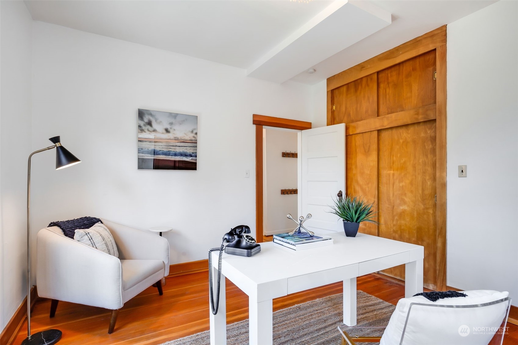 4233 Ashworth Avenue N