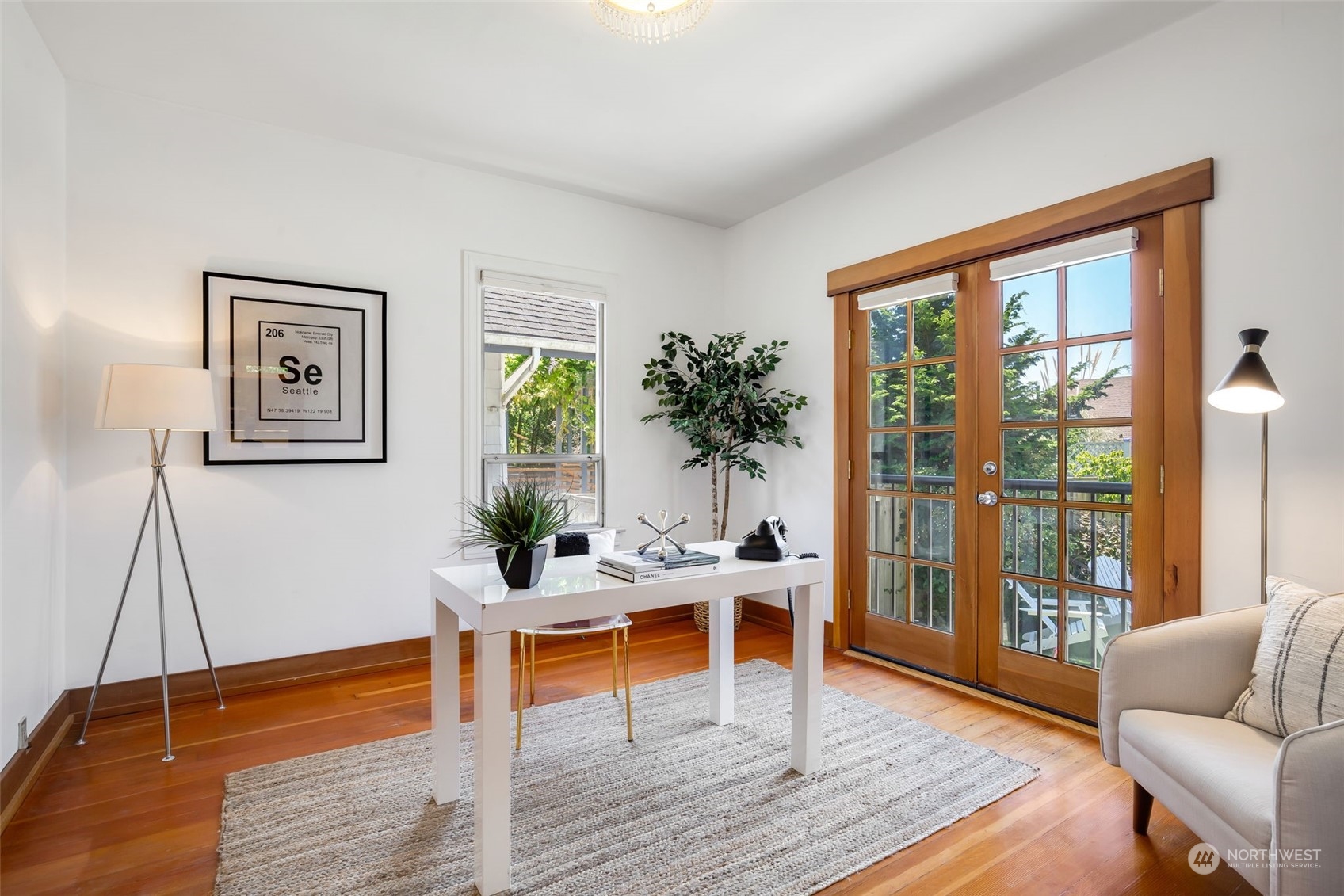 4233 Ashworth Avenue N