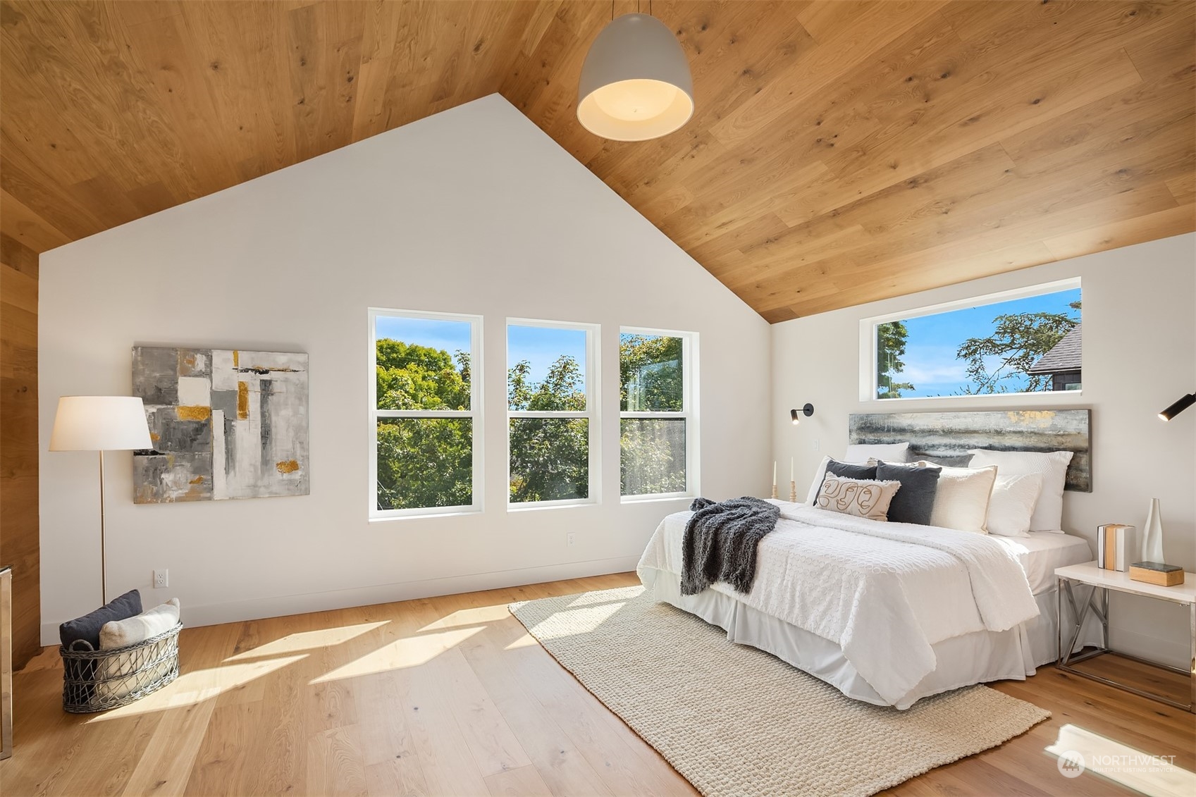 8551 Evanston Avenue N