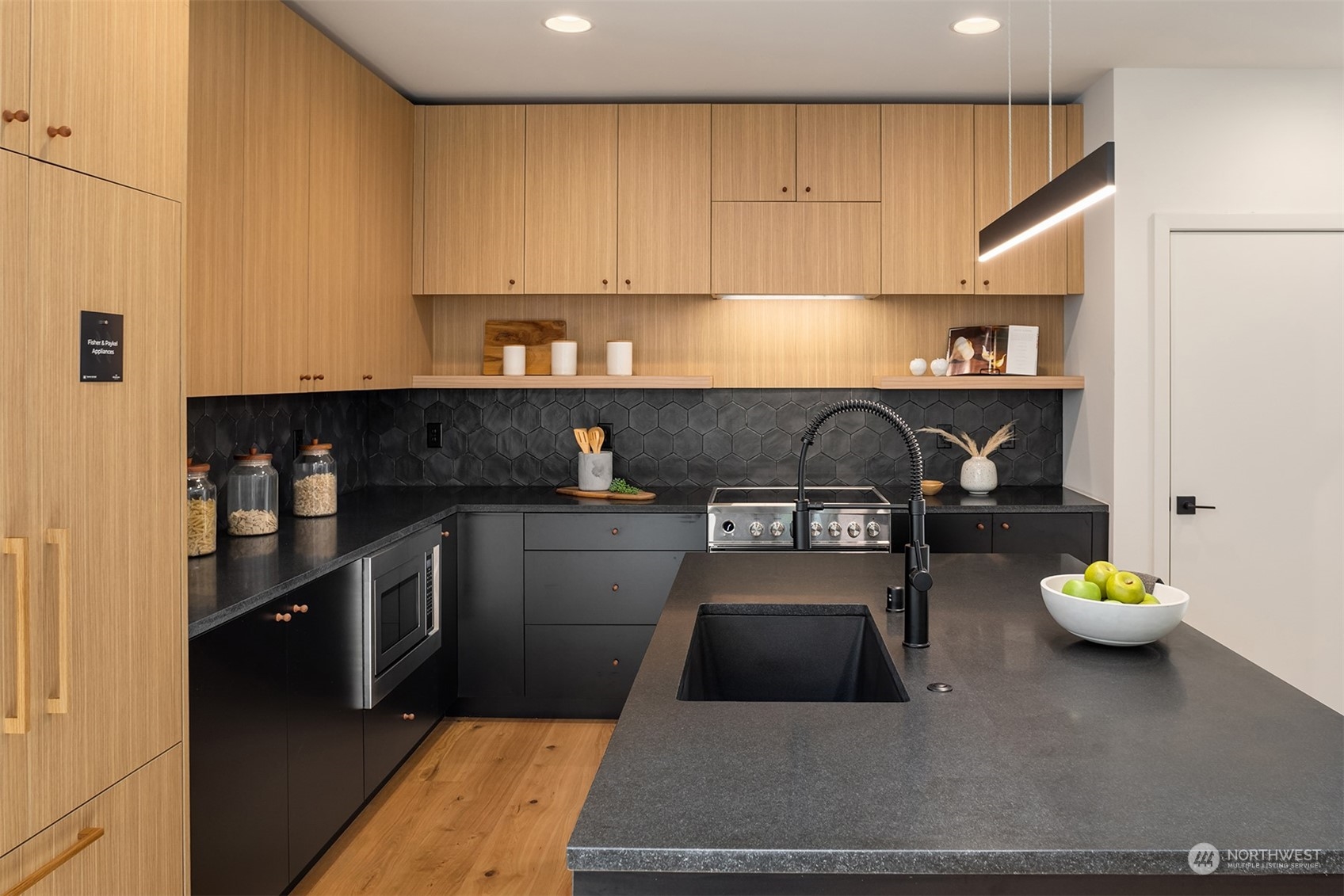 8551 Evanston Avenue N