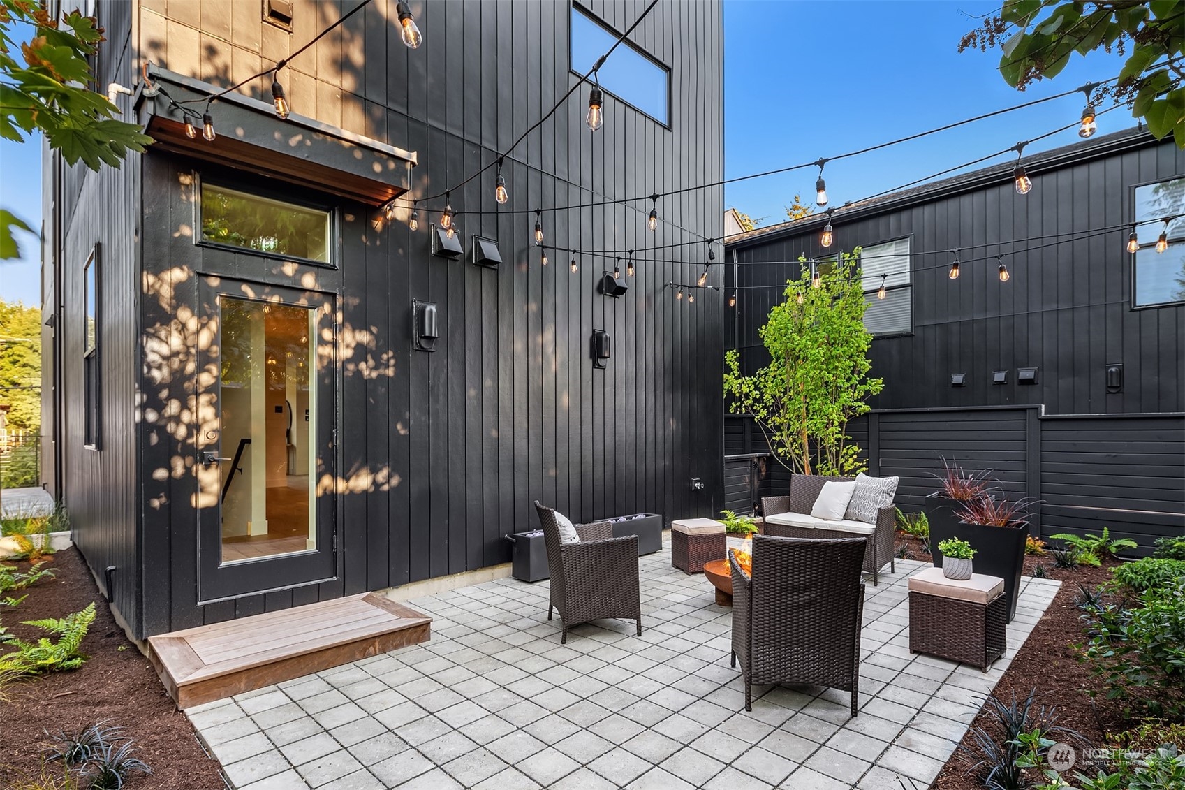 8551 Evanston Avenue N