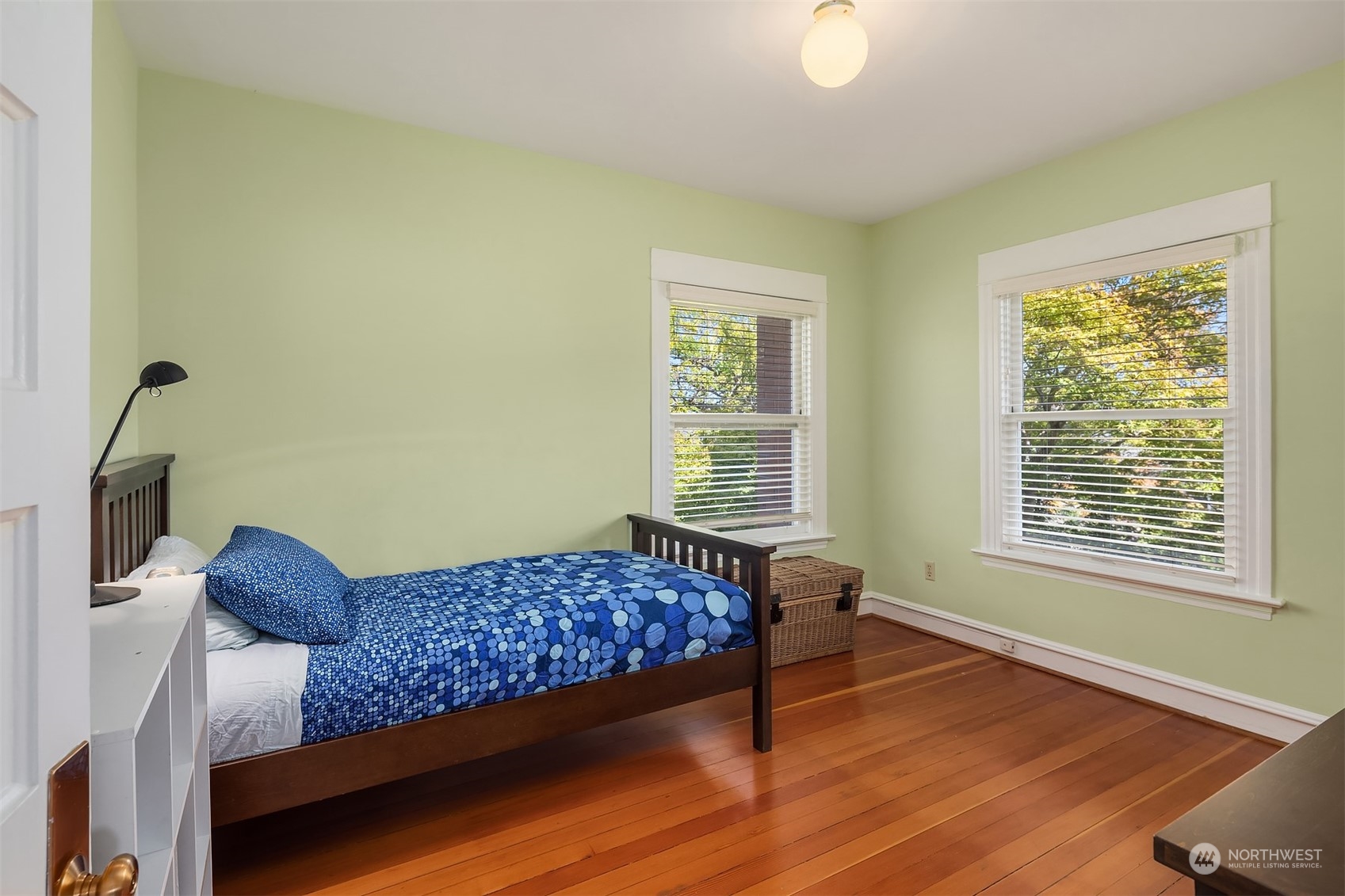 2015 Federal Avenue E