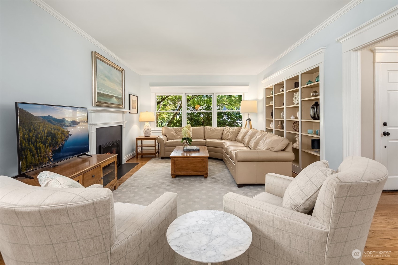 2015 Federal Avenue E